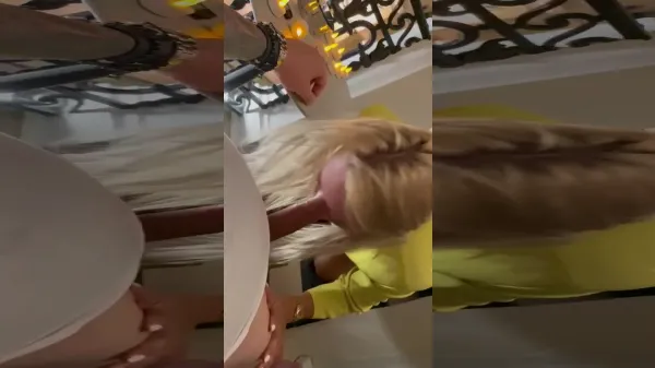 Blonda superba adora sa fie fututa de un milionar pe balcon