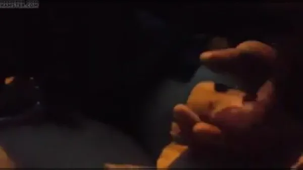Curvulita din zona lacului se fute noaptea xxx