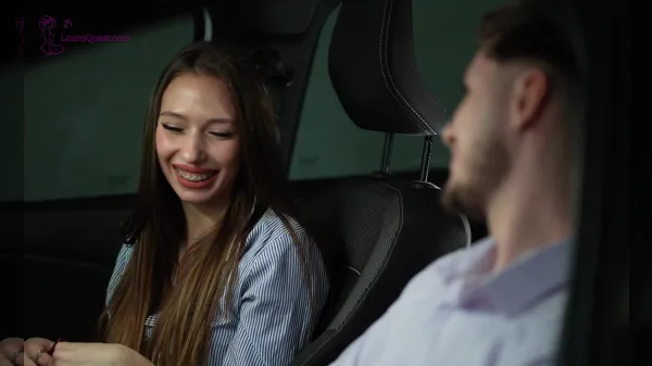 Porno cu laura quest fututa in masina de iubitul ei pulos