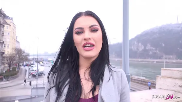 Honey demon porno bruneta top agatata de un tanar e fututa la hotel xxx