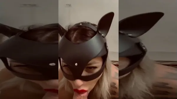 Tattoed Kate xxx scuipa pula cand o suge futai cu blonda