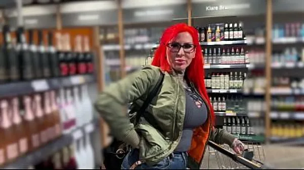Intalnire sexuala spontana; nu va uita prea curand aceasta sesiune de cumparaturi xxx roscata